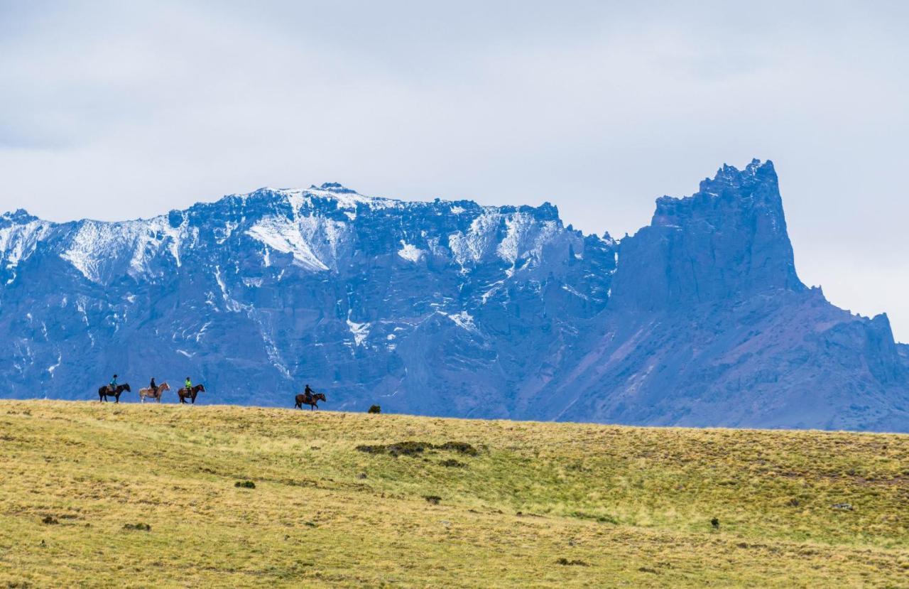 Estancia Cerro Guido Torres del Paine National Park Exterior photo