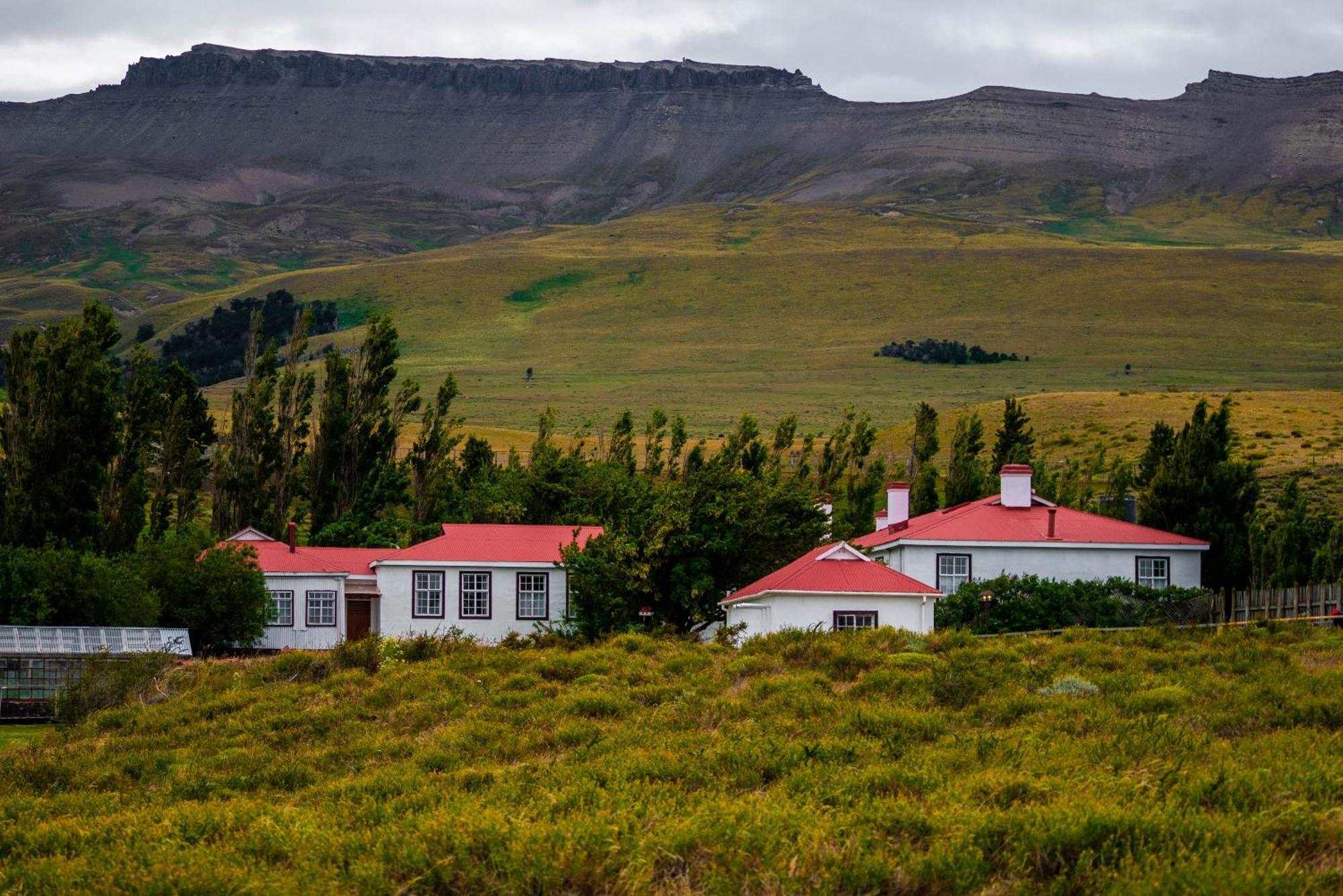 Estancia Cerro Guido Torres del Paine National Park Exterior photo